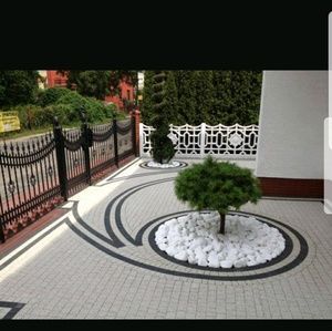 Meet your Posher, Aminata